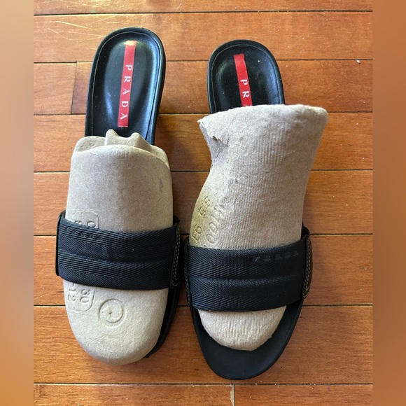 Prada sandals slip on - Picture 3 of 6
